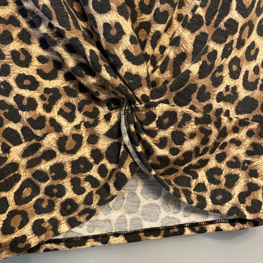 Top - Picture 2 of 3